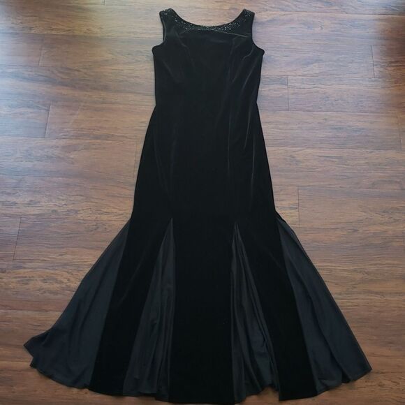 Vintage Jessica Howard Black Romantic Fairy Velvet Mesh Trim Whimisgoth Gown 10 - Picture 1 of 8